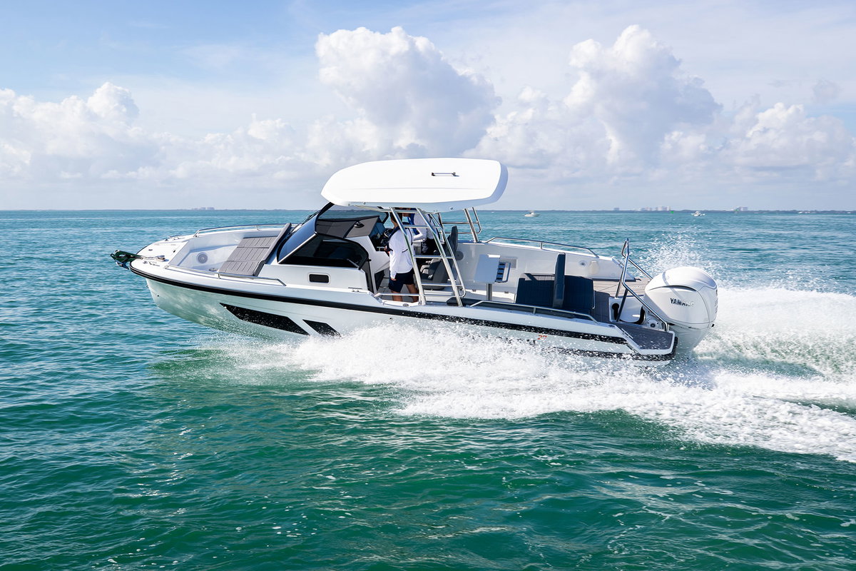 Quarken 27 T-Top